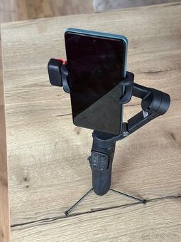 Stabilizátor Hohem iSteady V3 černý