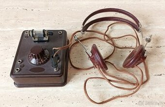 Starožitná krystalka - rádio z 20. let minulého století