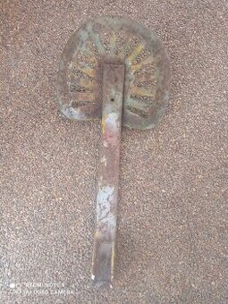 Sedačka na zemědělský stroj