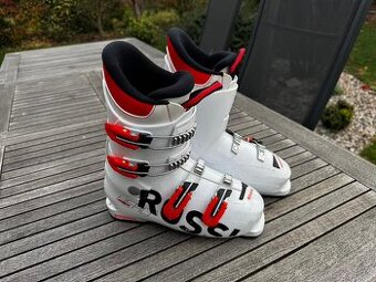 Prodám juniorské lyžáky Rossignol HERO J4