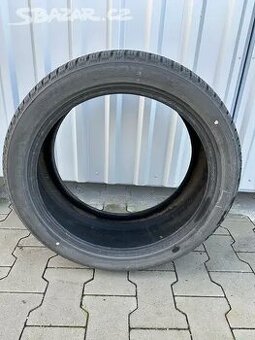 Zimní pneumatiky 245/40/R19 98W TOYO snowprox S954