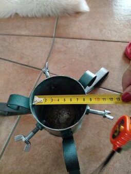 Stojan na vánoční stromek