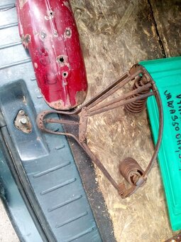 Čz 175,250 Sport přední sedlo,klakson.