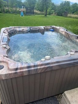 Vířivka Wellis Fiji výborný stav