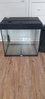 Prodám akvárium JUWEL 120l