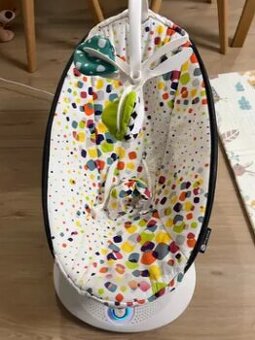 Houpátko pro miminiko 4moms