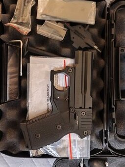 Prodám perkusní pistoli Detonics X4L včetně příslušenství