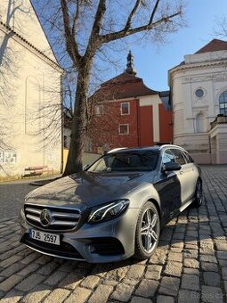 Mercedes-Benz e220d 4matic amg paket