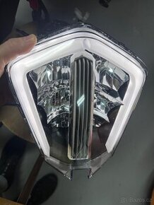 KTM 390 Adventure - Světlomet