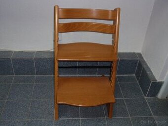 SUPER MASIVNÍ DŘEVĚNÁ ROSTOUCÍ ŽIDLE STOKKE TRIPP TRAPP