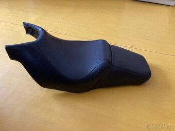 ČZ Cagiva Roadster -sedlo