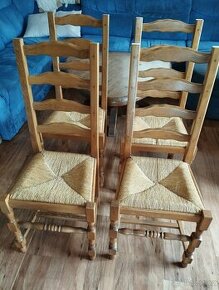 4x dřevěné židle