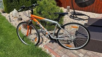 Pánské trekové kolo Balance vel. 18" vybavení Shimano