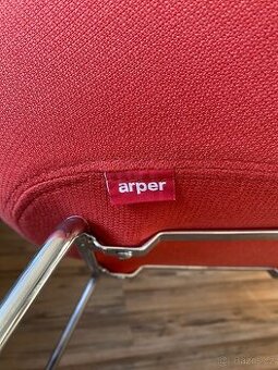 Designové italské křesílko ARPER