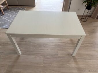 Rozkládací stůl Ikea Bjursta