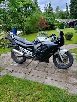 Suzuki GSX 750 F GR78A