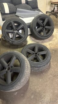 Alu kola R18 Audi A5 s-line  8T0601025M
