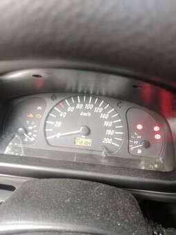 Opel agila 1.0