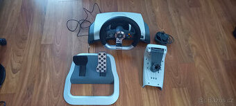 Prodám Microsoft Xbox 360 Wireless Racing Wheel