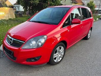 Opel Zafira 1,6 85 kw rok 2011