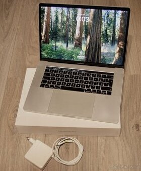 Macbook Pro 15" 2018 CTO i7 2,6GHz / 512GB / 16GB