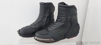Motorkařské boty velikost č.42