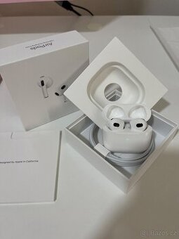 Apple AirPods 3. generace – Perfektní stav ✅