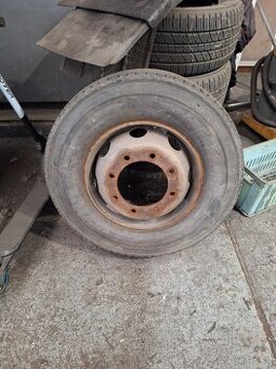 Pneu 285/70R19.5
