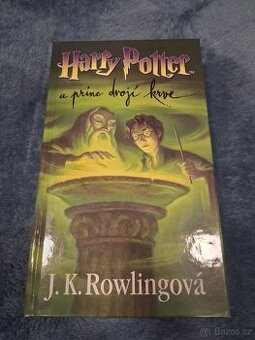 Kniha - Harry Potter a princ dvojí krve (2005).