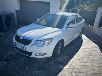 Škoda Octavia II 2.0 TDI DSG – 103 kW, xenony, výbava