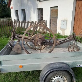 Vyorávač brambor (čert) + nářadí za malotraktor