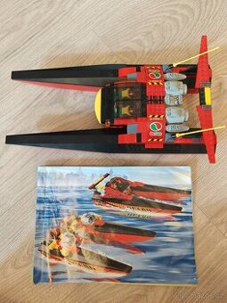 LEGO Rychlý motorový člun 7244