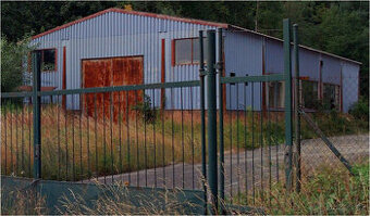 Pronájem haly, dílny, provozovny, autoservis apod. 260 m2