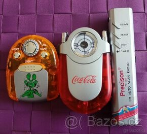 FM rádia do kapsy, autoscan, svítilna, AAA