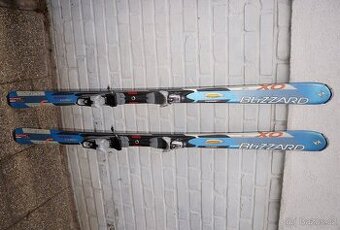 Carvingové lyže 167 cm Blizzard, bezvadný stav, očividně mál