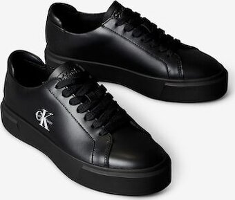 Calvin Klein vel.41 černé zánovní