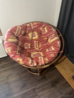 Křeslo z ratanu, kulaté