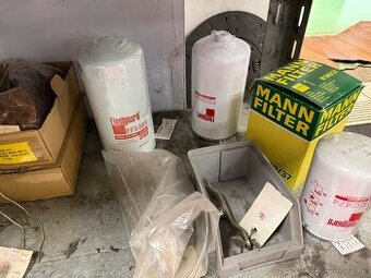 Náhradní díly AVIA D100, D75