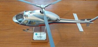 Prodám stolní model vrtulníků AS355N 1/30