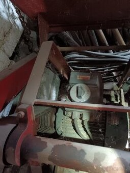 Prodej cirkuly a stipacky na drivi