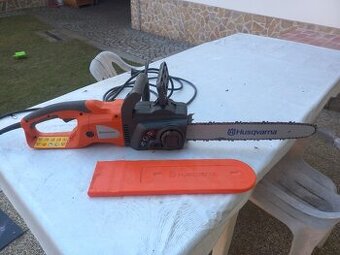 Elektrická řetězová pila Husqvarna