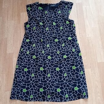 PŘÍJEMNÉ LETNÍ ŠATY S PODŠÍVKOU VEL. L