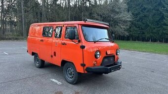 UAZ Buchanka 3909