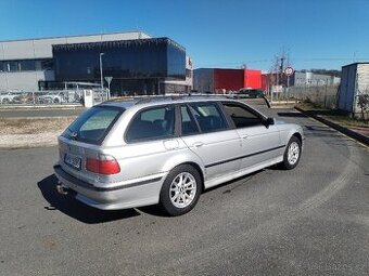 Prodám BMW E39 2.3i 125kw manuál