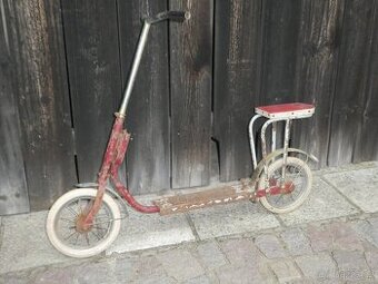 Dětská retro koloběžka