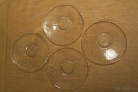 Skleněné talířky