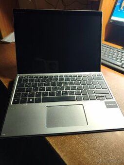 HP Elite x2 G8 13 palců