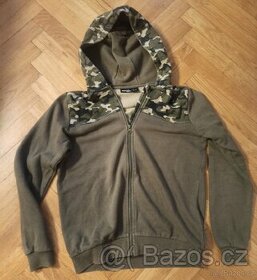 Dětská mikina velikost 10 až 12 let