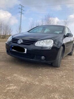 Prodám kompletní přední nárazník VW Golf 5