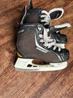 DĚTSKÉ BRUSLE BAUER SUPREME ONE 4 Velikost 32